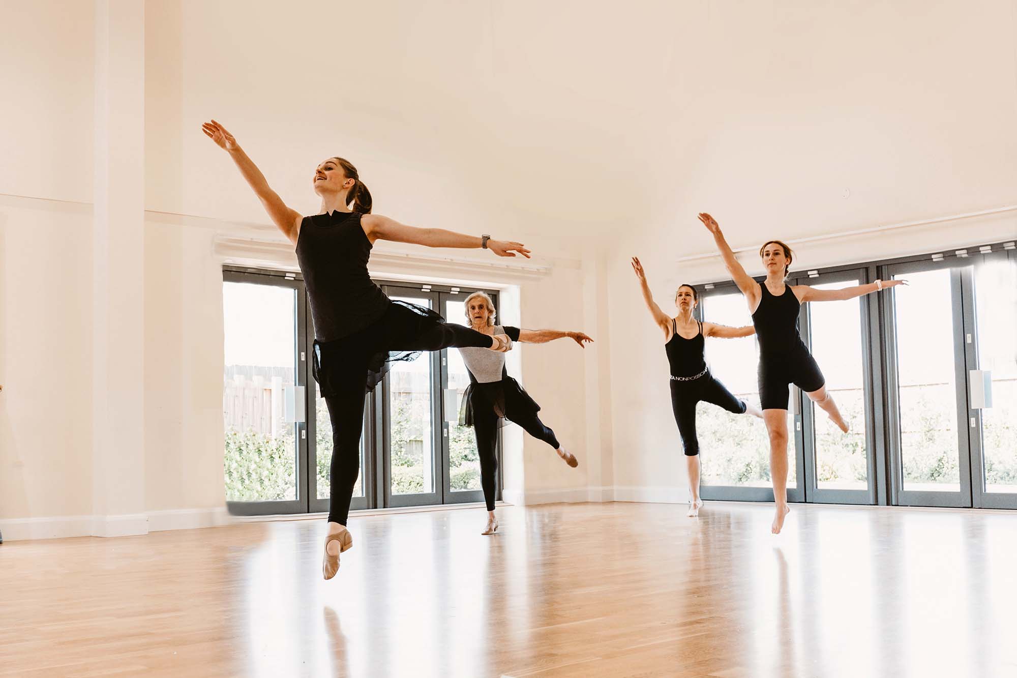 Intune Dance Classes for Adults